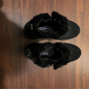 Skechers Black Plush-Lined Footwear